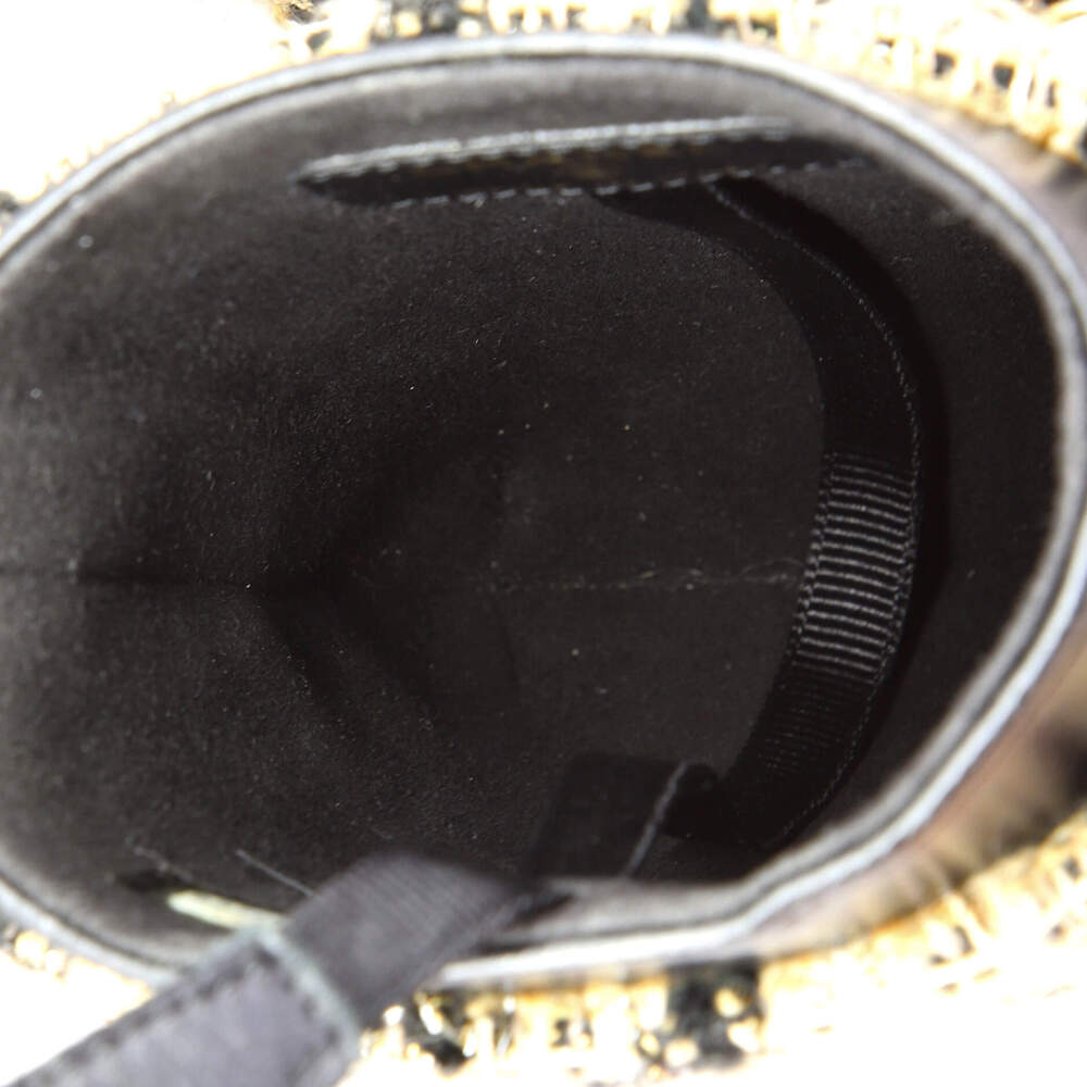 Chanel Chain Around Phone Holder #240334C21B - Picture 5 of 6